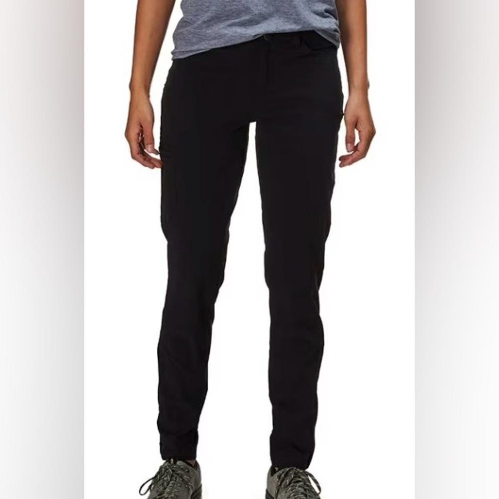 Pategonia Pants